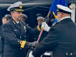 لاتفيا تسلم بولندا قيادة مجموعة الناتو الأولى الدائمة لمكافحة الألغام في مراسم رسمية