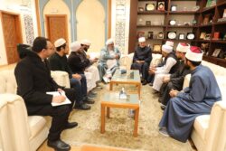 مفتي الجمهورية يستقبل رئيس جامعة معدن الثقافة الإسلامية بالهند