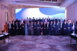 وزير الصحة يشارك في جلسة نقاشية حول الاستثمار المستدام لرعاية سرطان الثدي.