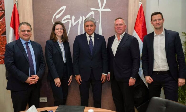 وزير السياحة والآثار يواصل لقاءاته المهنية بالاجتماع مع مسئولي شركة Edelweiss Airlines.