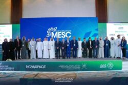 وكالة الفضاء المصرية تعرض رؤية مصر التنفيذية لقطاع الفضاء في الشرق الأوسط.
