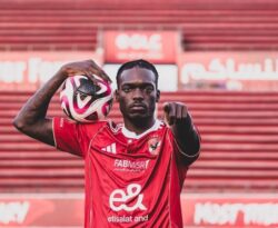 بعد انضمامه رسميًا للأهلي.. من هو المهاجم الأنجولي آيلتسين كامويش؟