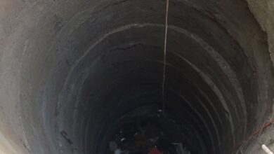 إستمرار البحث لليوم الرابع عن جثماني ضحايا انهيار حفرة تنقيب غير قانونية عن الآثار في كوم أوشيم بالفيوم تتواصل جهود فرق الإنقاذ التابعة لإدارة