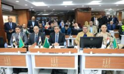 محافظ الجيزة يتابع فتح لجان جولة إعادة انتخابات مجلس النواب