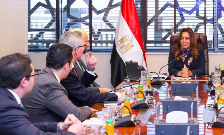 البيئة تُنهي مراجعة الأثر البيئي لمشروع رياح جبل الزيت مع حماية مسارات الطيور