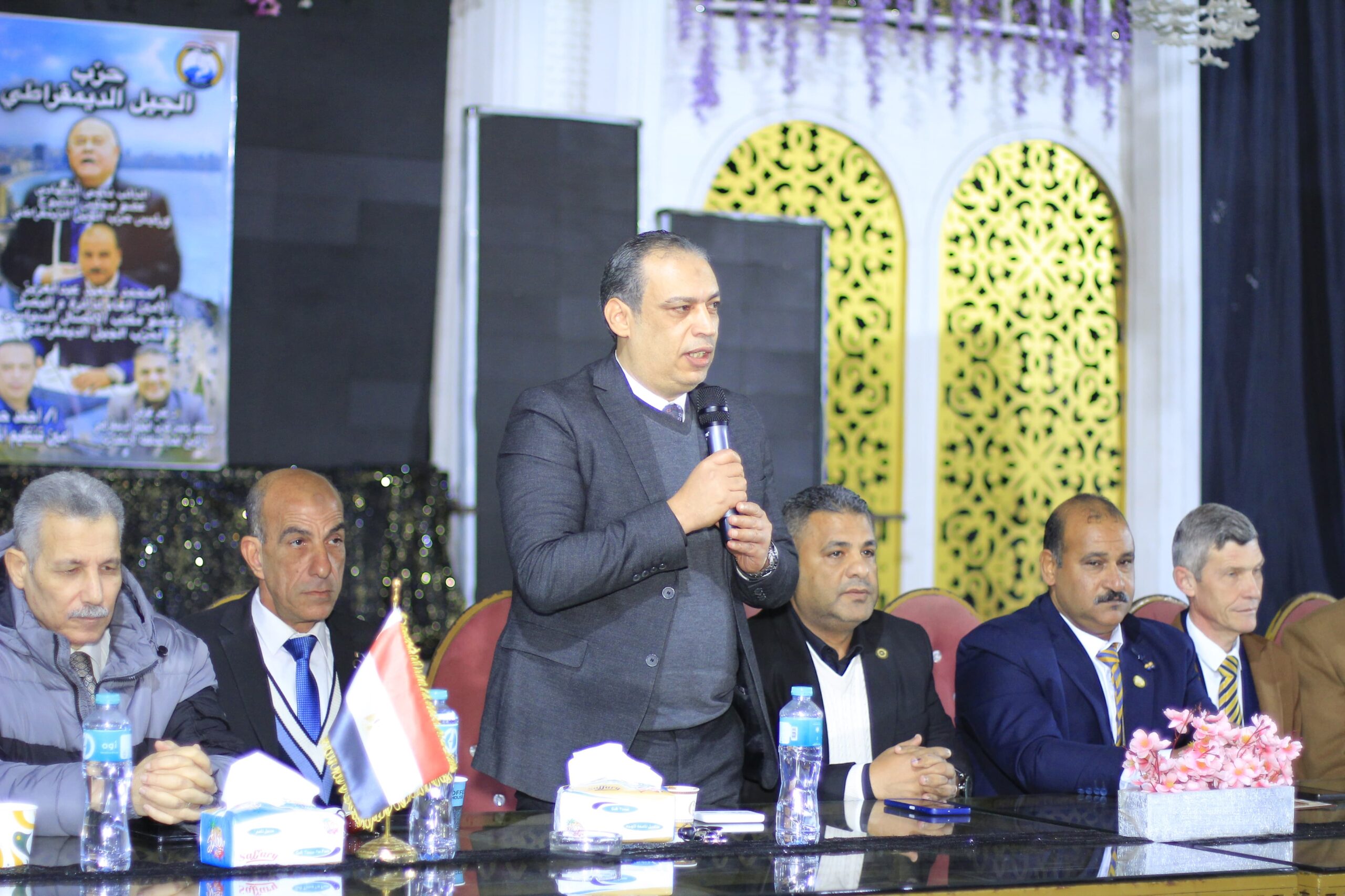 بحضور عمر عوض وقيادات الحزب.. حزب الجيل يفتتح مقر مينا البصل