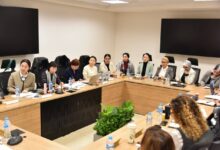 الصحة تبحث تطوير المرحلة الثانية من مراكز الخدمة المجمعة لدعم النساء والفتيات