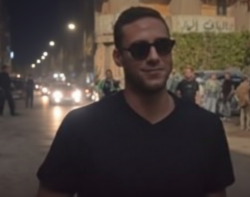 رمضان صبحي يغادر مركز شرطة أبو النمرس بعد تأييد حبسه سنة مع إيقاف التنفيذ