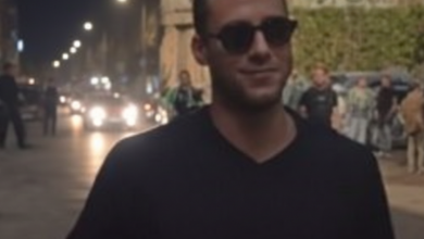 رمضان صبحي يغادر مركز شرطة أبو النمرس بعد تأييد حبسه سنة مع إيقاف التنفيذ