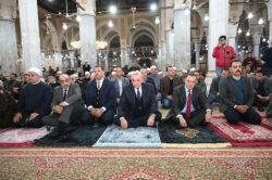 محافظ الغربية يشهد احتفالية الإسراء والمعراج من رحاب المسجد الأحمدي