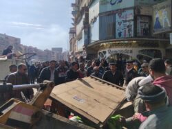 محافظة الغربية يقود حملة مكبرة لإزالة الإشغالات بالمحله الكبرى 