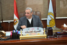 محافظ الغربية يناقش الموقف التنفيذي للمشروعات وملفات التصالح والنظافة والرقابة على الأسواق 