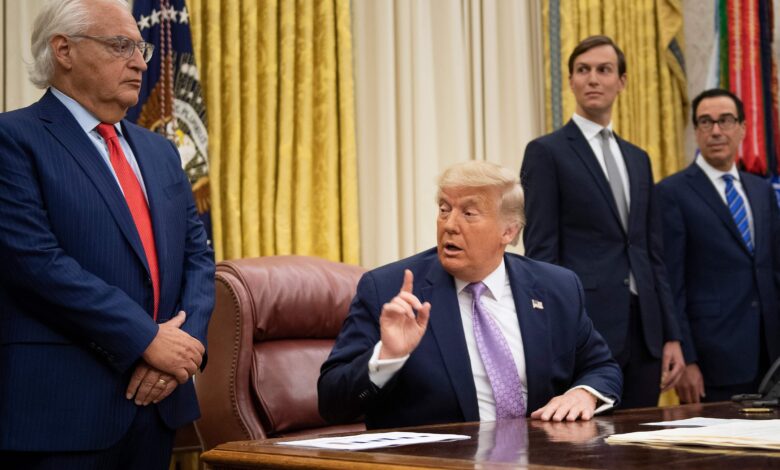 وزير الصحة الأمريكي: ترامب يعتمد على الوجبات السريعة في السفر لأسباب أمنية