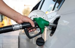 إرتفاع أسعار النفط وسط مخاوف من اضطرابات الإمدادات في فنزويلا و إيران