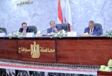 محافظ سوهاج يناقش الموقف التنفيذي لملفات القنين والتصالح والمتغيرات المكانية والموجة 28 .. واختيار أماكن إقامة الشوادر ومنافذ البيع بأسعار مخفضة للمواطنين استعدادا لاستقبال شهر رمضان المبارك