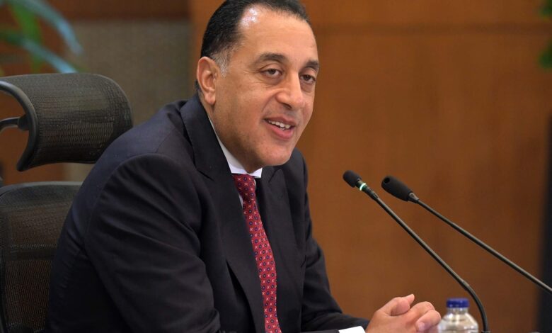 محافظ سوهاج يهنئ رئيس الوزراء بمناسبة عيد الشرطة