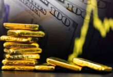 الذهب يسجل قمة تاريخية 4893 دولاراً والأوقية تقفز 96.12 دولاراً بعد تهديد ترامب لأوروبا برد قوي.