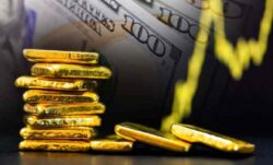 الذهب يسجل قمة تاريخية 4893 دولاراً والأوقية تقفز 96.12 دولاراً بعد تهديد ترامب لأوروبا برد قوي.