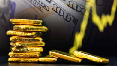 الذهب يسجل قمة تاريخية 4893 دولاراً والأوقية تقفز 96.12 دولاراً بعد تهديد ترامب لأوروبا برد قوي.