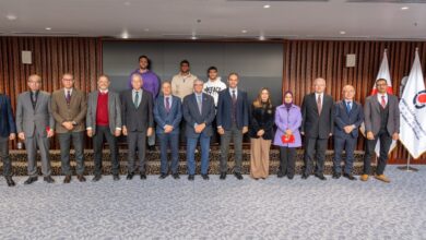 رئيس الجامعة المصرية اليابانية يستقبل رئيس نادي سموحة الرياضى