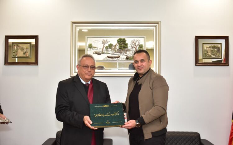 رئيس جهاز العلمين يستقبل مدير مكتبة الإسكندرية لتعزيز سبل التعاون المشترك