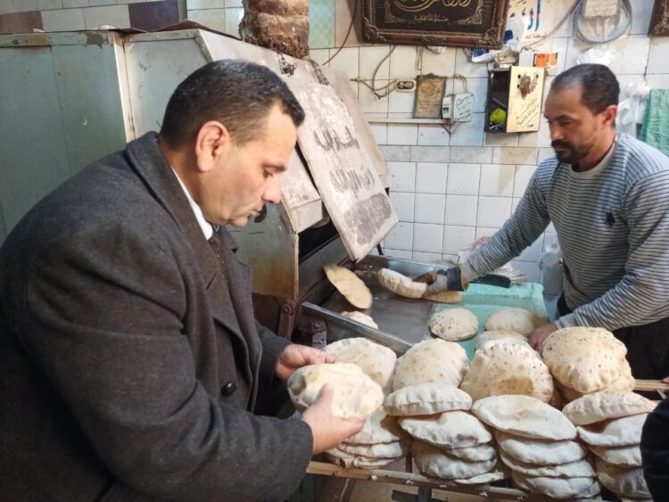 عمار يقود كوماندوز التموين السكندري و يصادر تجميع 1514 طن من الأقماح المستوردة