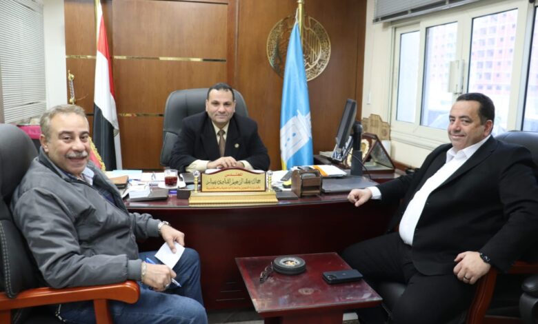 وكيل وزارة التموين يجتمع مع أعضاء من مجلس النواب بالمديرية