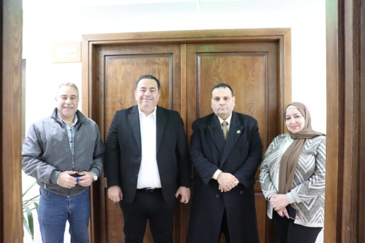 وكيل وزارة التموين يجتمع مع أعضاء من مجلس النواب بالمديرية