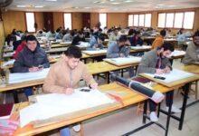 ١٧٠٢ طالب و وطالبة يؤدون الامتحانات بهندسة سوهاج