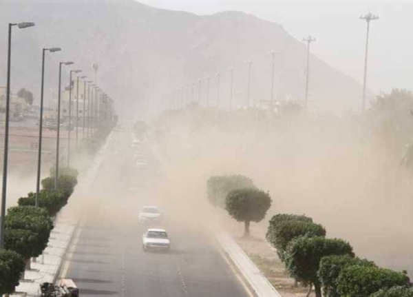 حالة الطقس غدا الثلاثاء 17/2/2026 في مصر رياح مثيرة للرمال والأتربة وأمطار خفيفة.