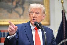 ترامب يعلن نيته زيارة فنزويلا ويؤكد الاعتراف بالرئيسة ديلسي رودريجي