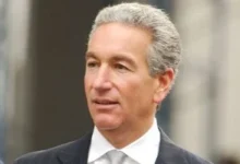 أزمة بين باريس وواشنطن