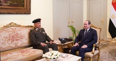 الرئيس السيسي إستقبل صباح اليوم الفريق أول عبد المجيد صقر