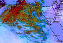 الأقمار الصناعية تشير الي تكاثر السحب الممطره