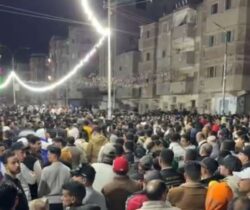 الدقهلية الآلاف يودعون ضحايا لقمة العيش في حادث محور 30 يونيو