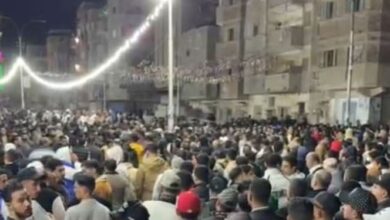 الدقهلية الآلاف يودعون ضحايا لقمة العيش في حادث محور 30 يونيو