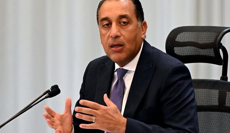 مصادر تؤكد أن حركة المحافظين ليست غدًا ورئيس الوزراء مازال يعقد لقاءات مع المرشحين