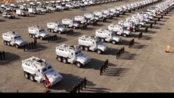 رئيس الصومال ووزير الدفاع يشهدان اصطفاف القوات المصرية قبل توجهها للصومال