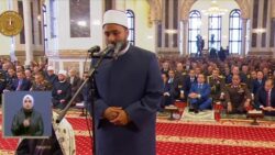 الرئيس السيسي يؤدي صلاة الجمعة بمسجد المشير طنطاوي بمناسبة الإحتفال بذكرى انتصارات العاشر من رمضان