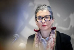 فرانشيسكا ألبانيز تواجه ضغوط فرنسا بعد اتهامات كاذبة بالدفاع عن فلسطين