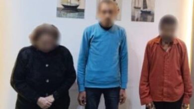 لغز أجنة المنيا في صناديق القمامة.. الداخلية تكشف مفاجآت صادمة حول طبيب نساء.