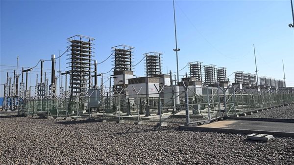 مصر تطلق التيار بمحطة بدر وخط طابا بجهد 500 ك ف تمهيداً للربط الكهربائي مع السعودية.