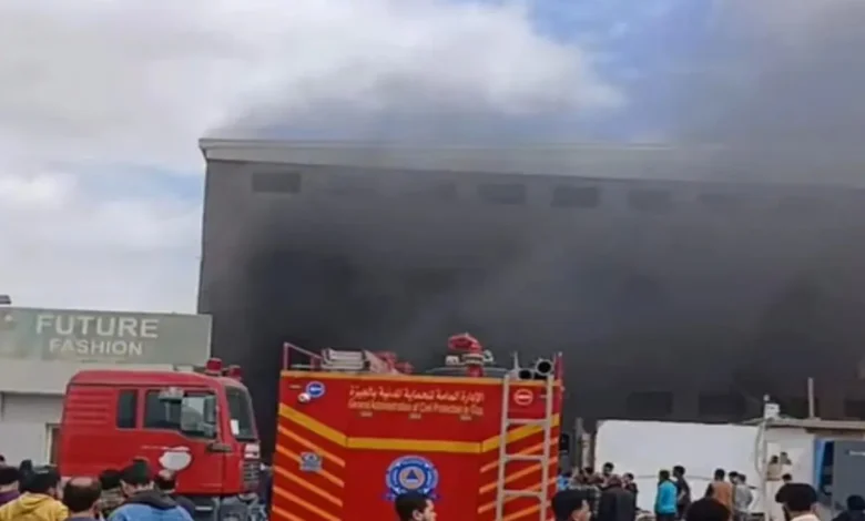 مدينة 6 اكتوبر في أول أيام رمضان إندلع حريق داخل مصنع ملابس
