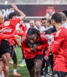 «كامويش ورياض» يشاركان لأول مرة في مران الأهلي اليوم استعدادًا لمواجهة البنك الأهلي