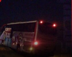 إصابة شخصين في انحراف أتوبيس معتمرين بالطريق الصحراوي الغربي بسوهاج