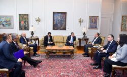 وزير الخارجية يستقبل وزير خارجية إندونيسيا