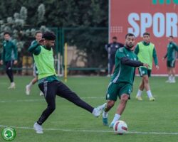 حسام حسن يقود هجوم مودرن أمام الجونة بـ دوري Nile