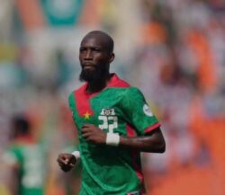 «رسميًا».. لاعب وسط بيراميدز ينتقل إلى أهلي طرابلس الليبي