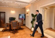 جوهر نبيل يصل مقر الوزارة لمباشرة مهام عمله