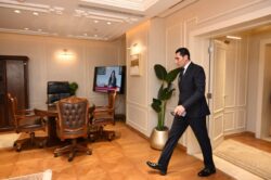 جوهر نبيل يصل مقر الوزارة لمباشرة مهام عمله